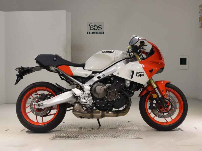 Yamaha XSR900 GP 2024
