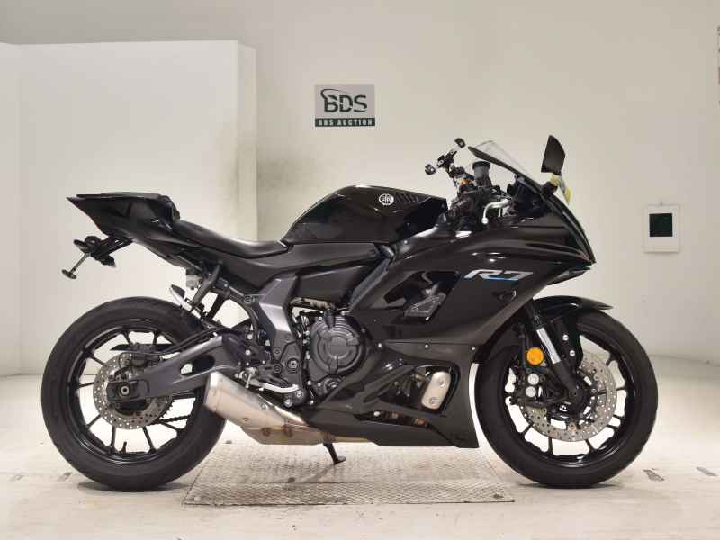 Yamaha YZF-R7 2022