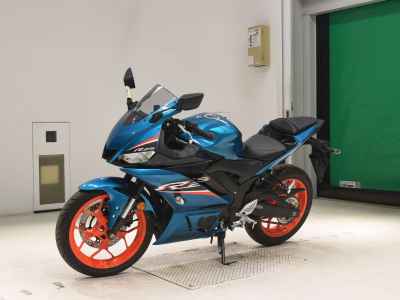 Yamaha YZF-R25 2021