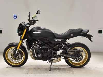 Kawasaki Z900RS SE 2025