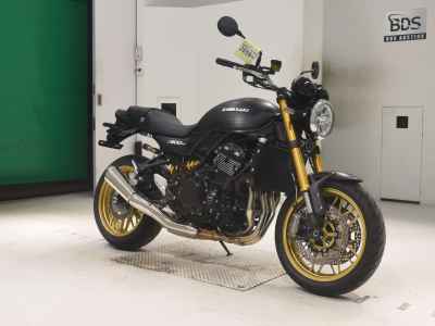 Kawasaki Z900RS SE 2025