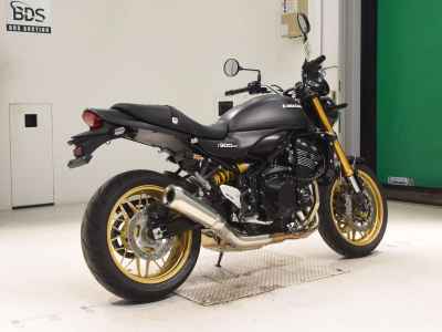 Kawasaki Z900RS SE 2025