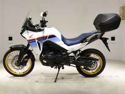 Honda Transalp 750 2023