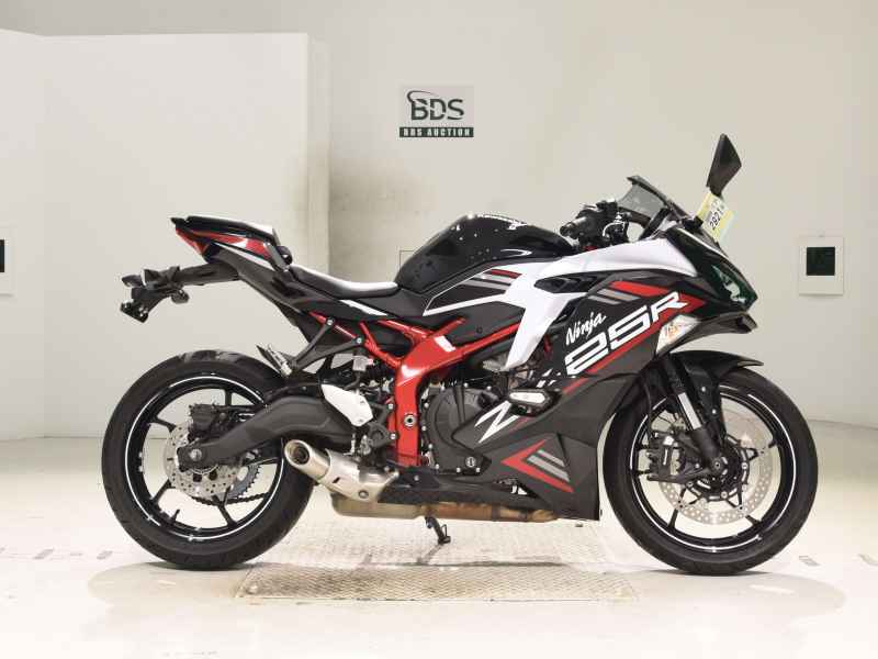 Kawasaki Ninja ZX-25R KRT Edition 2021