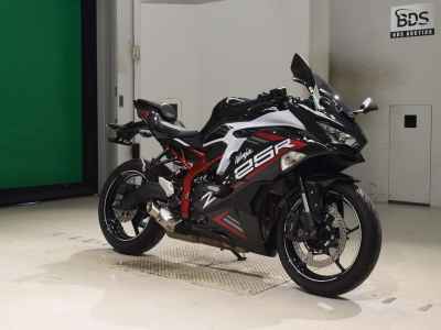 Kawasaki Ninja ZX-25R KRT Edition 2021
