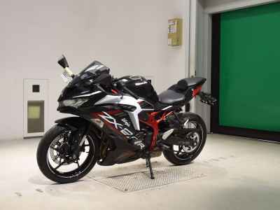 Kawasaki Ninja ZX-25R KRT Edition 2021