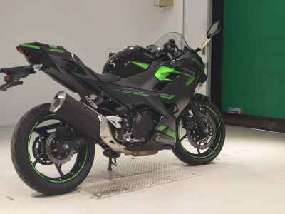 Kawasaki Ninja 400 2022