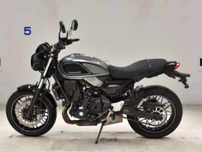 Kawasaki Z650RS 2024