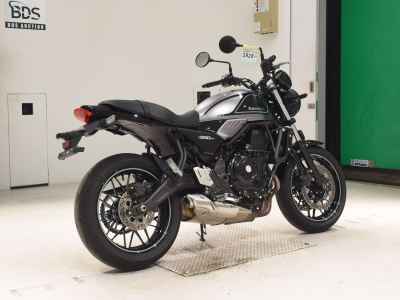 Kawasaki Z650RS 2024