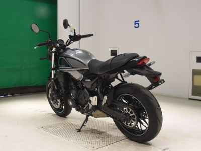 Kawasaki Z650RS 2024