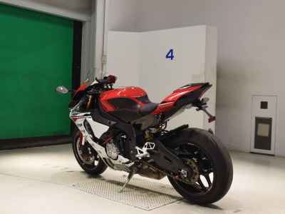 Yamaha YZF-R1 2016