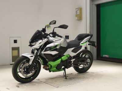 Kawasaki Ninja 7 Hybrid 2025