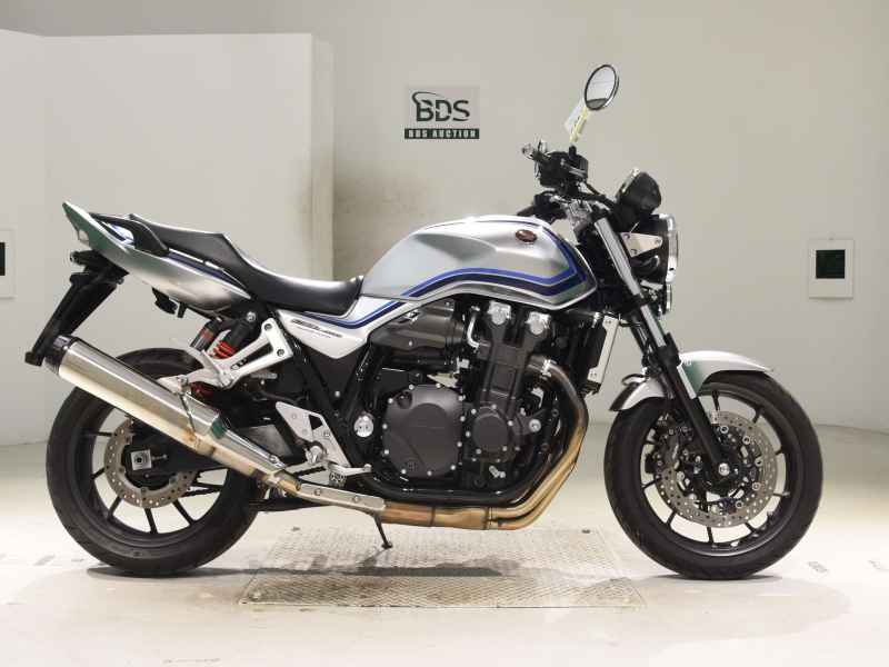 Honda CB1300SF 2023