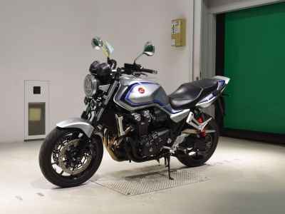 Honda CB1300SF 2023