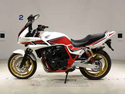 Honda CB400SFV Boldor 2011