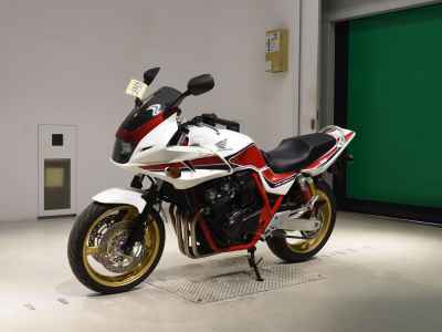 Honda CB400SFV Boldor 2011