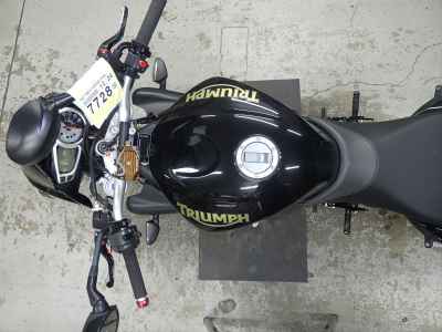 Triumph Street Triple 2010