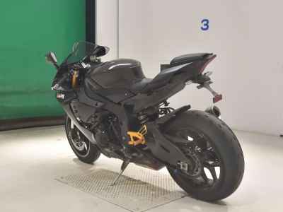 Yamaha YZF-R1 2019