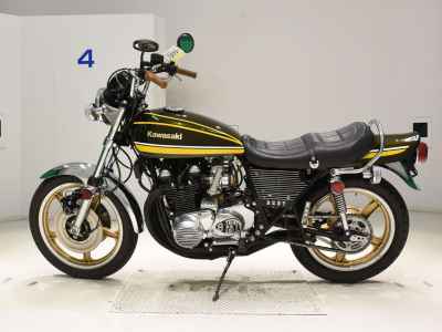 Kawasaki Z1 900 Super Four 2025