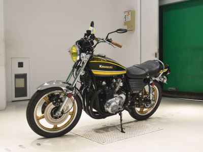 Kawasaki Z1 900 Super Four 2025