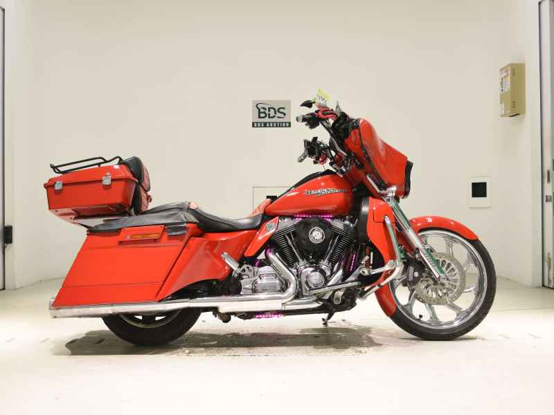 Harley-Davidson Street Glide FLHX1580 2011