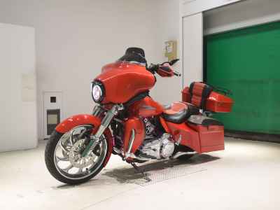 Harley-Davidson Street Glide FLHX1580 2011