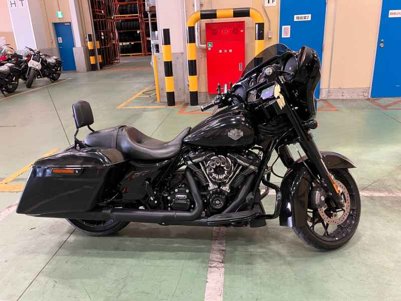 Harley-Davidson Street Glide FLHXS1690 2021