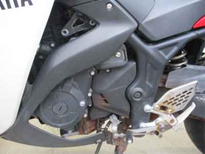 Yamaha YZF-R25 2015