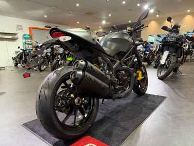 Ducati Monster 1100 2013