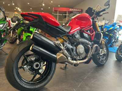 Ducati Monster 1200S 2015