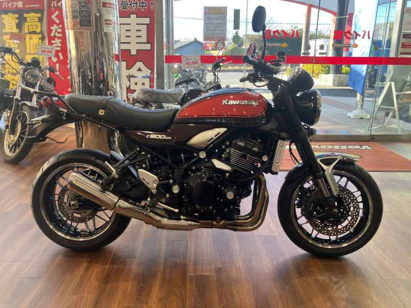 Kawasaki Z900RS 2017