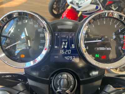 Kawasaki Z900RS 2017