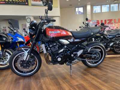 Kawasaki Z900RS 2017