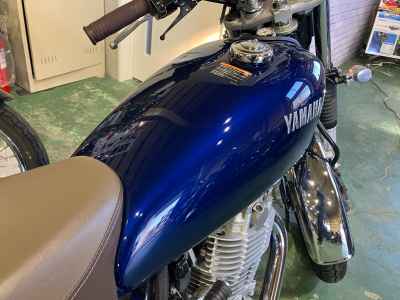 Yamaha SR400 2021