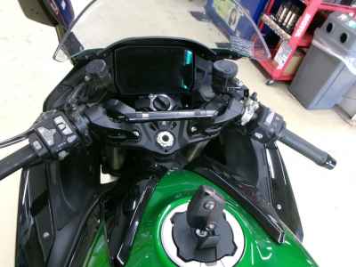 Kawasaki Ninja H2 SX 2023