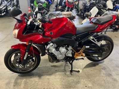 Yamaha FZ1 Fazer 2016