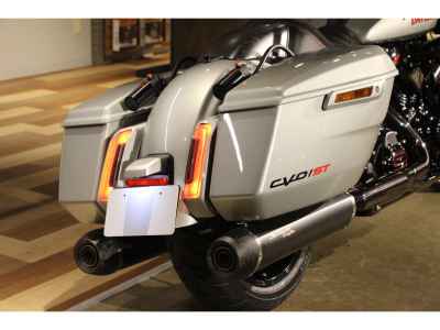 Harley-Davidson FLTRXSTSE1980 CVO 2025