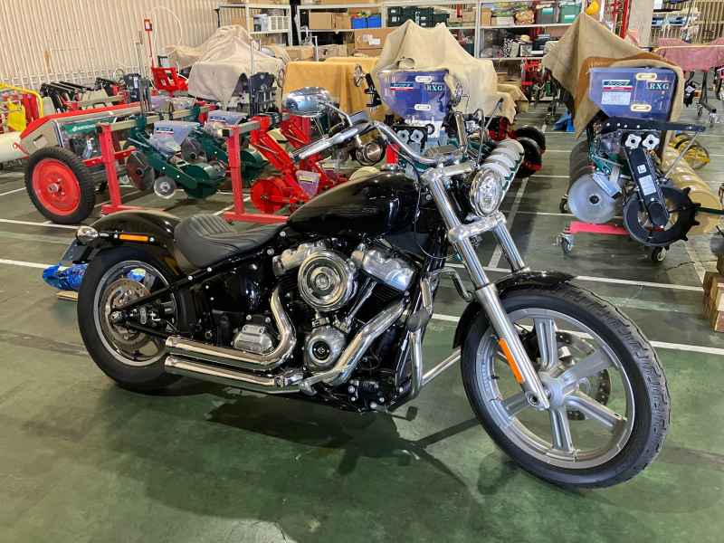 Harley-Davidson FXST 2022