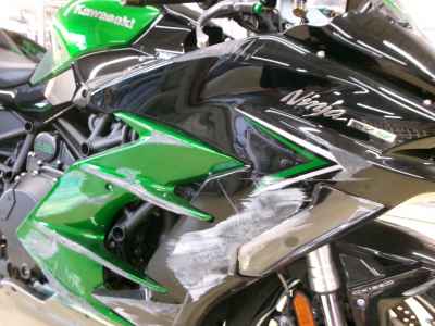 Kawasaki Ninja H2 SX 2023