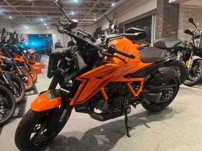 KTM 1290 Super Duke R 2024