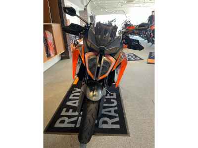 KTM 1290 Super Duke GT 2023