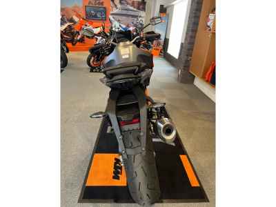 KTM 1290 Super Duke GT 2023