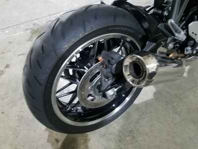 Kawasaki Z900RS 2025