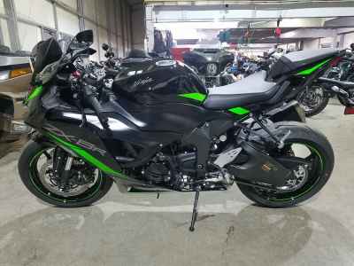 Kawasaki Ninja ZX-6R 2025