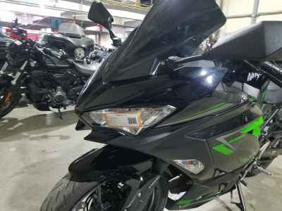 Kawasaki Ninja 400 2022