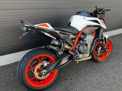 KTM 890 Duke R 2021