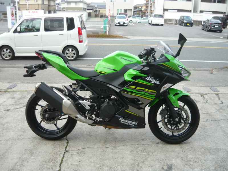 Kawasaki Ninja 400 KRT Edition 2019