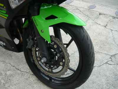 Kawasaki Ninja 400 KRT Edition 2019