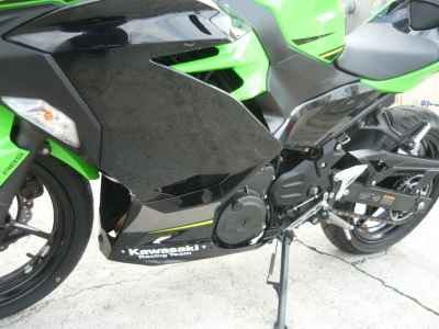 Kawasaki Ninja 400 KRT Edition 2019