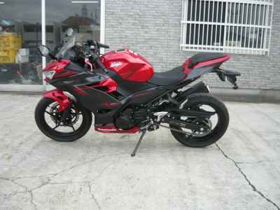 Kawasaki Ninja 400 2018